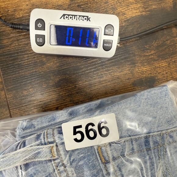 Levis 501 Shorts Womens 26 Blue Distressed High Rise Button Fly Denim Cut Off - Picture 13 of 13